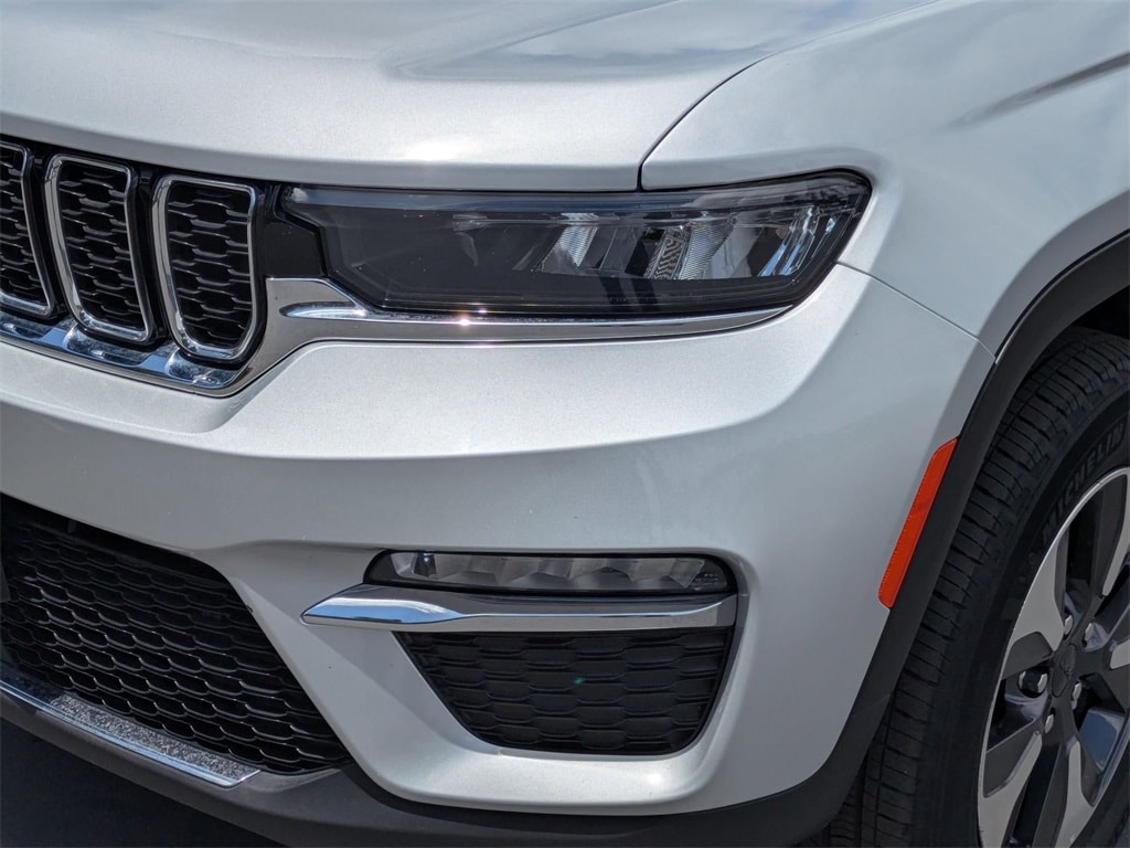 2023 Jeep Grand Cherokee 4xe 11