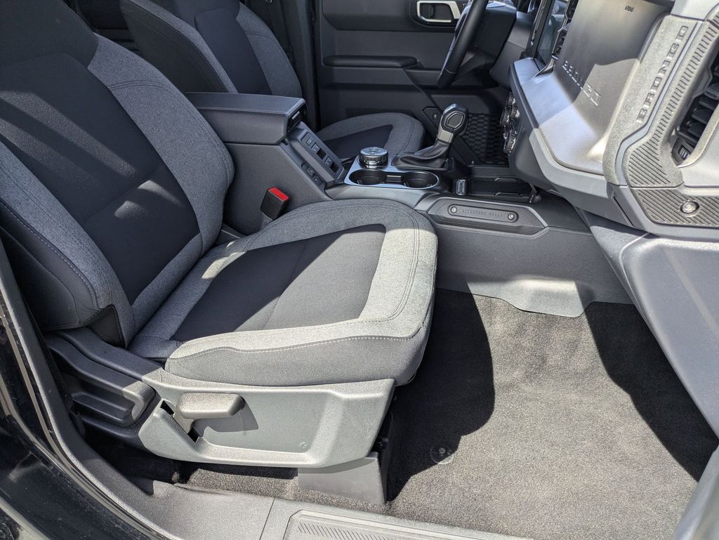 Thumbnail: 2025 Ford Bronco - 29