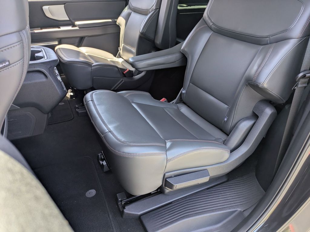 Thumbnail: 2025 Ford Expedition MAX - 26