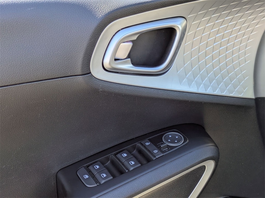 Thumbnail: 2024 Kia Soul - 16