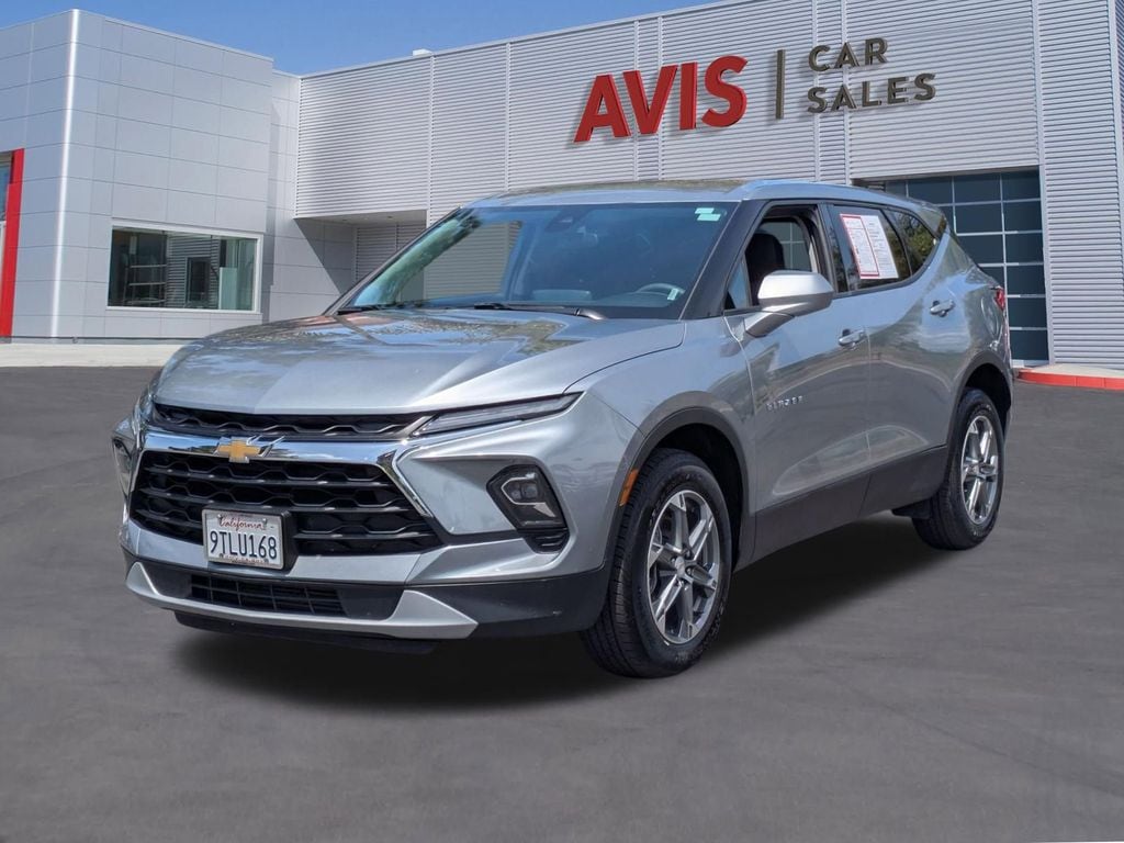 2025 Chevrolet Blazer 2.0T 2LT AWD's photo