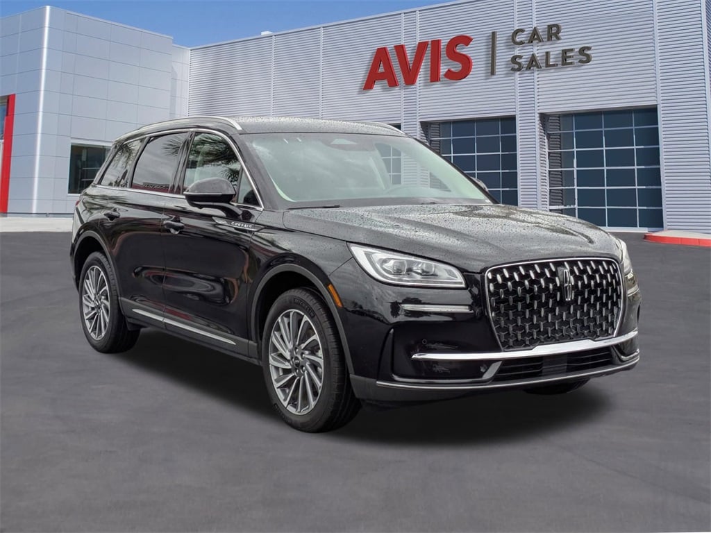 Thumbnail: 2024 Lincoln Corsair - 3