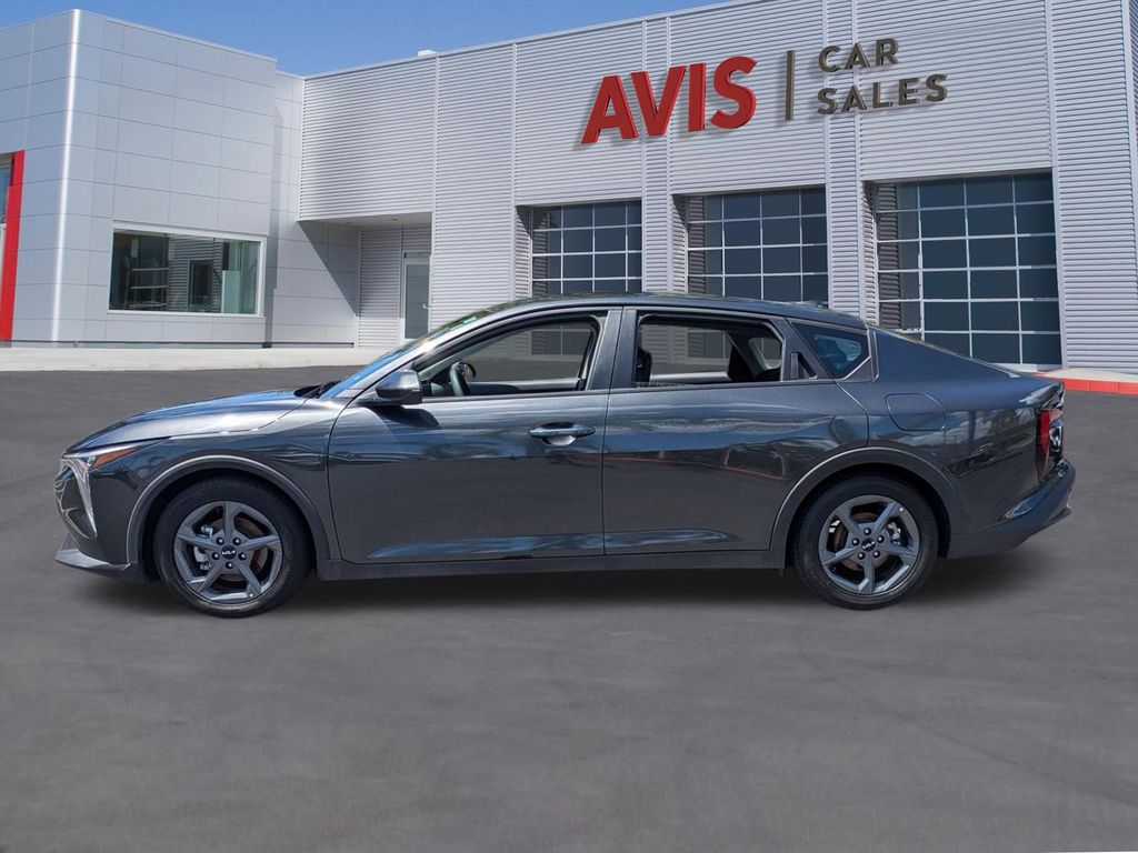 Thumbnail: 2025 Kia K4 - 10