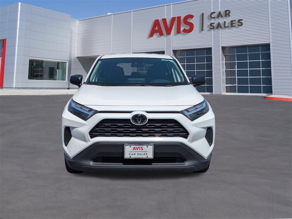 2024 Toyota RAV4 LE photo 2