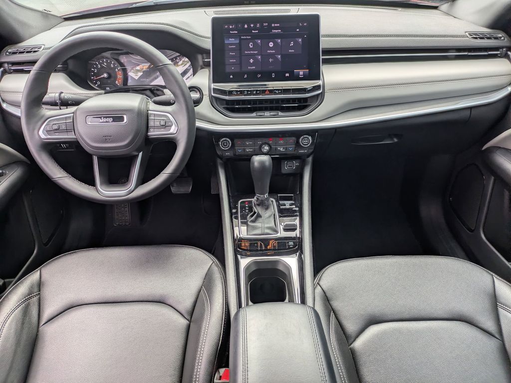 Thumbnail: 2025 Jeep Compass - 25