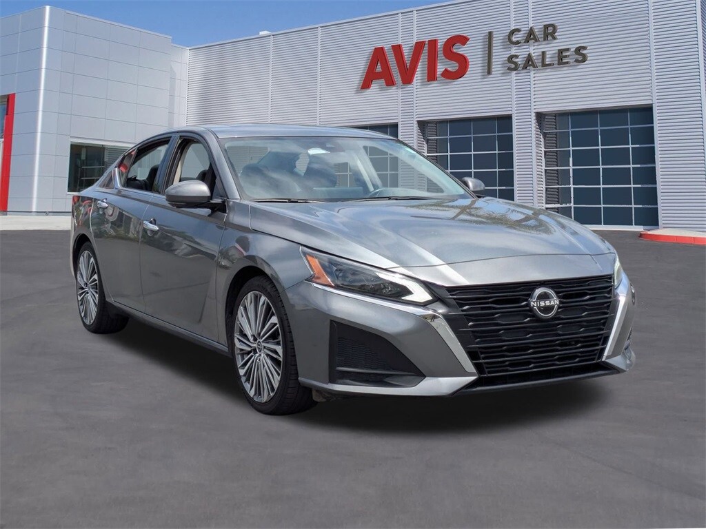 2023 Nissan Altima 2.5 SL photo 3
