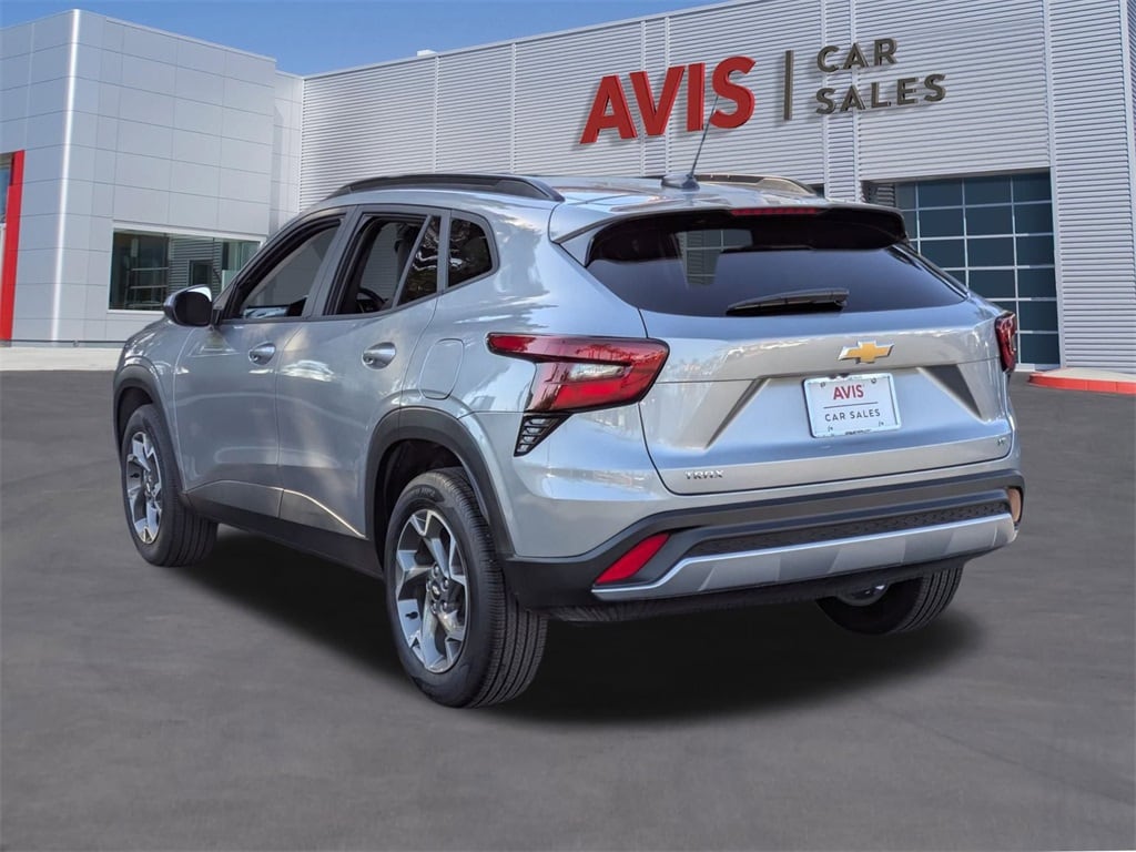 Thumbnail: 2025 Chevrolet Trax - 9