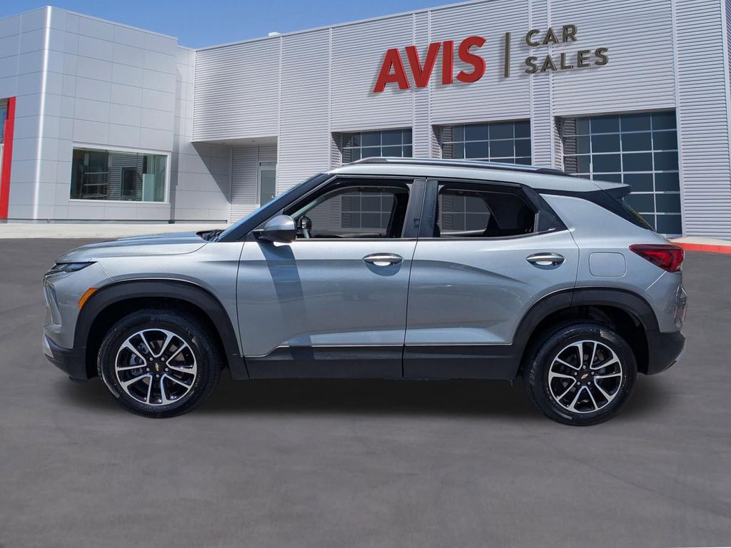 Thumbnail: 2025 Chevrolet TrailBlazer - 9