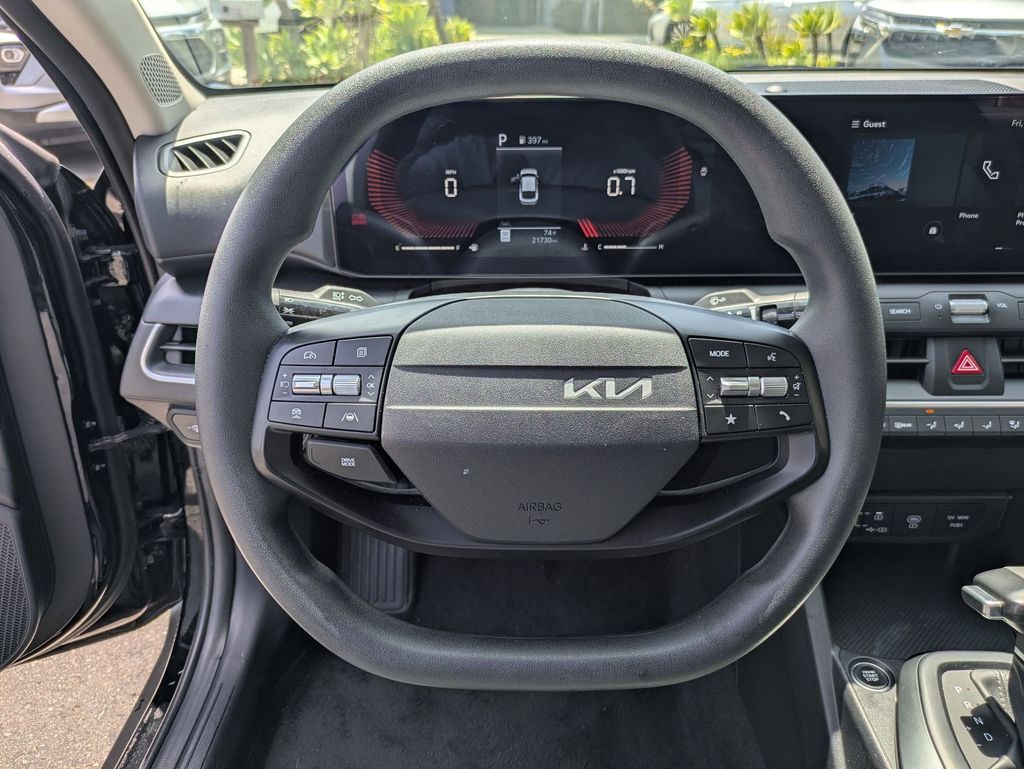 Thumbnail: 2025 Kia K4 - 18