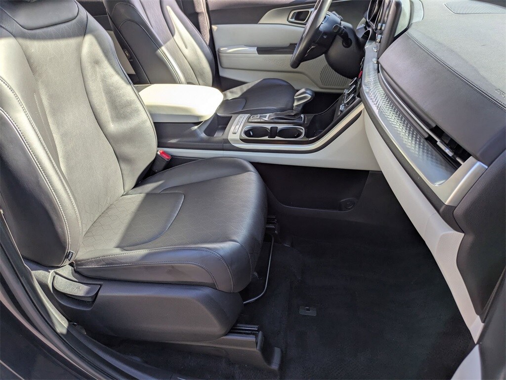 Thumbnail: 2024 Kia Carnival - 31