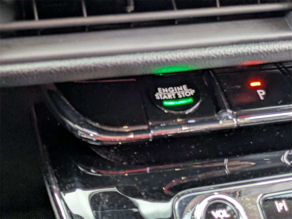 Thumbnail: 2024 Lincoln Corsair - 23