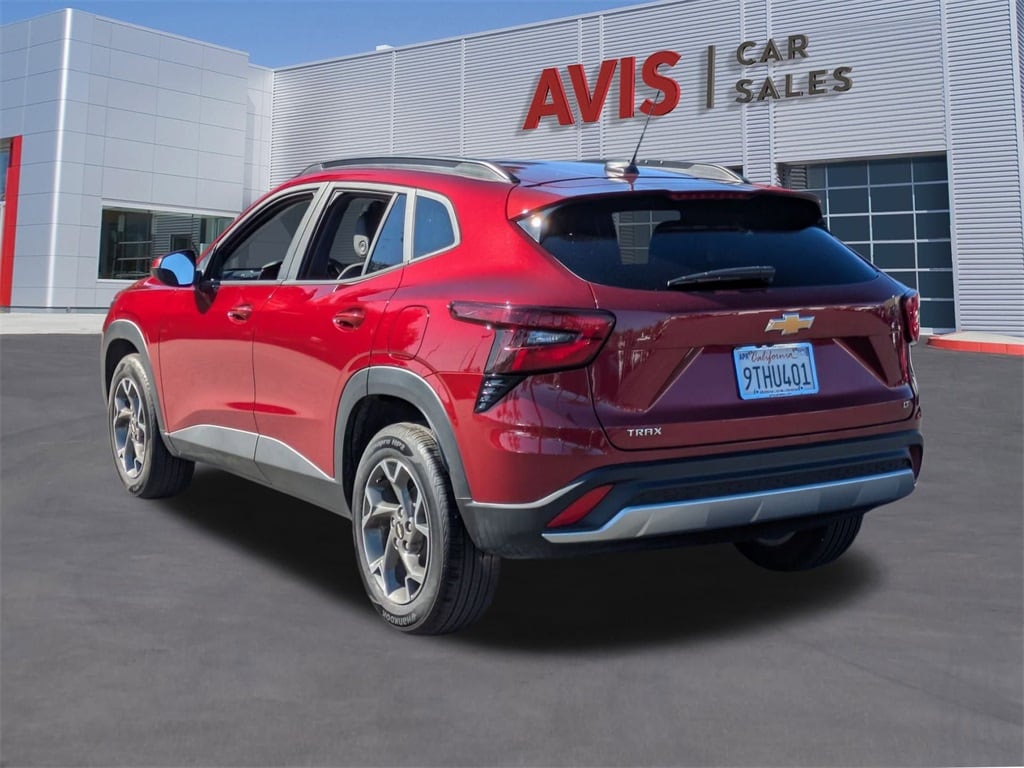 Thumbnail: 2025 Chevrolet Trax - 9