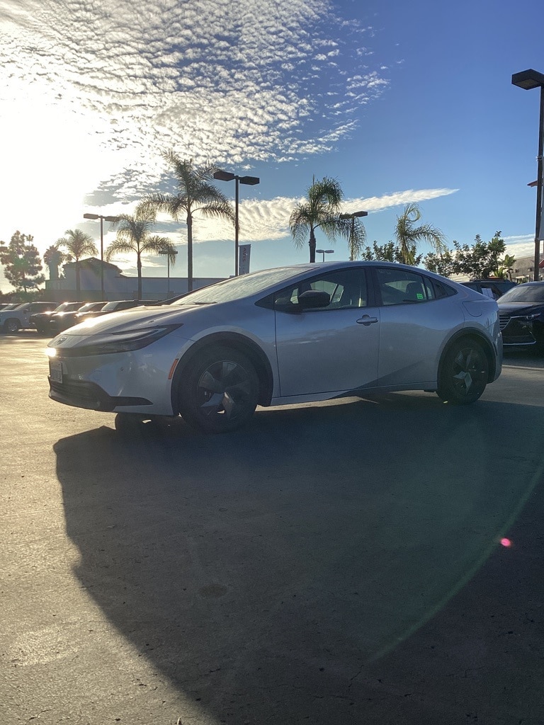 Thumbnail: 2025 Toyota Prius - 5