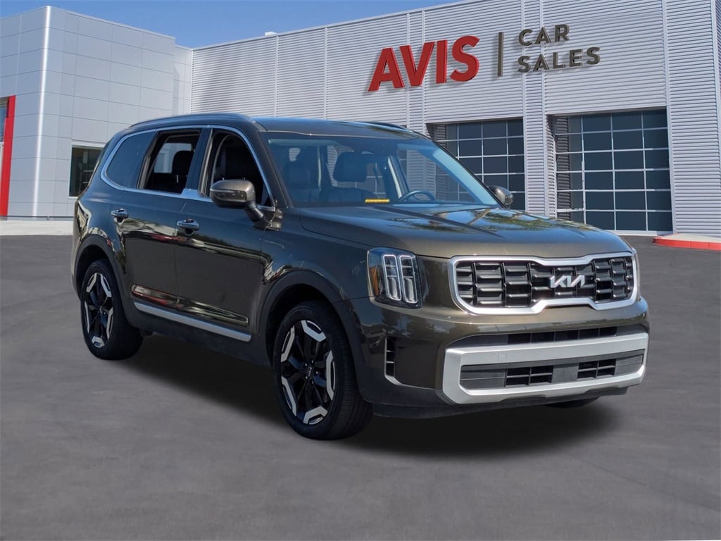 Certified 2025 Kia Telluride S SUV