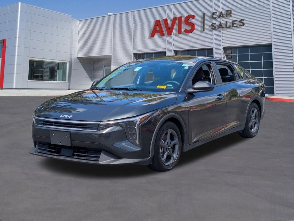 Thumbnail: 2025 Kia K4 - 1