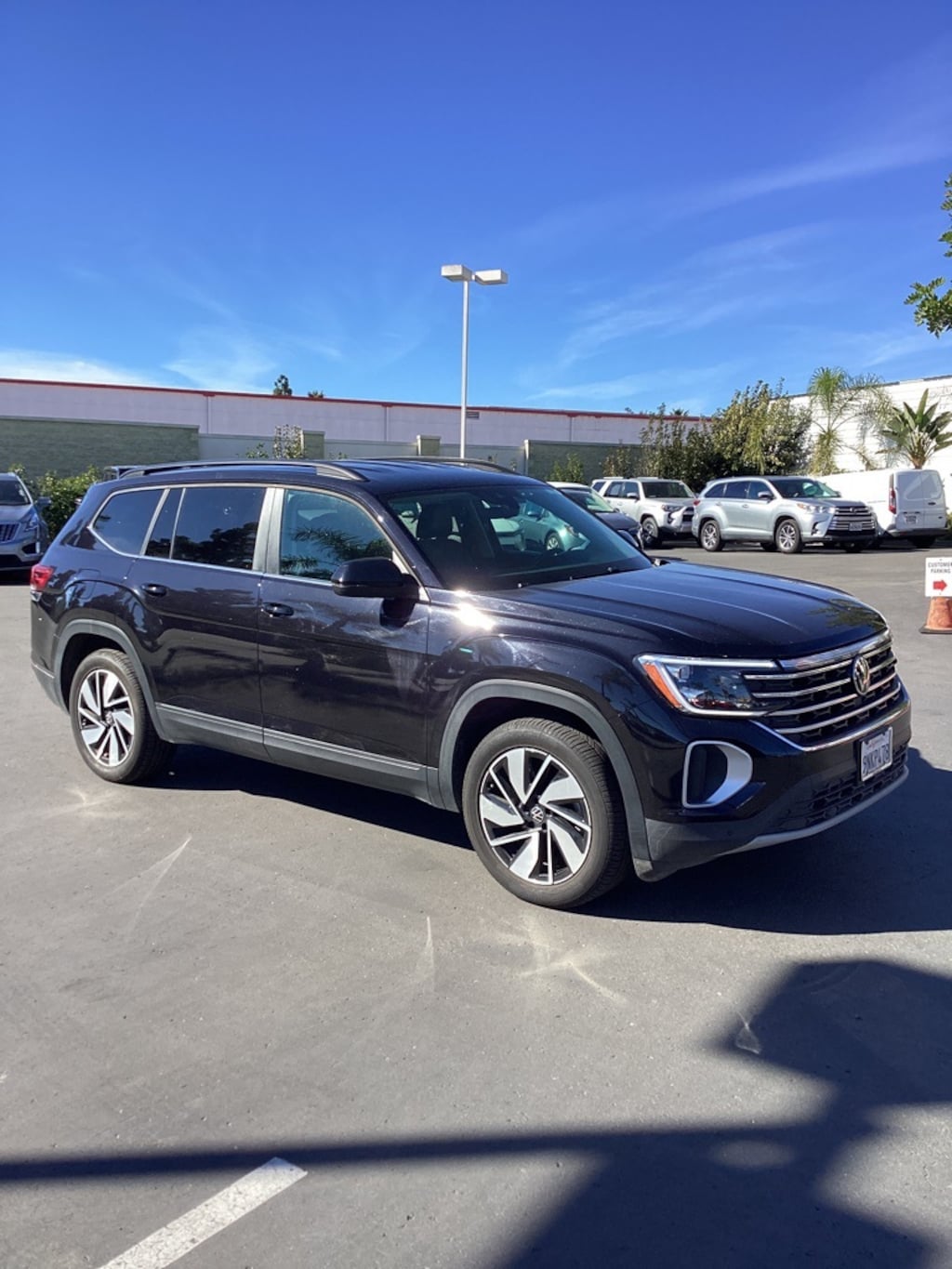 Certified 2024 Volkswagen Atlas 2.0T SE w/Technology SUV