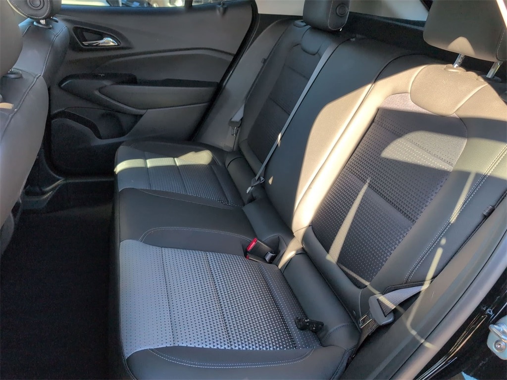 Thumbnail: 2025 Chevrolet Trax - 28