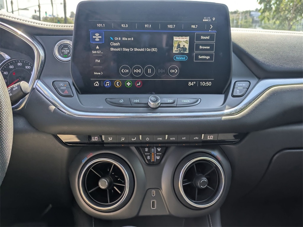 Thumbnail: 2023 Chevrolet Blazer - 20