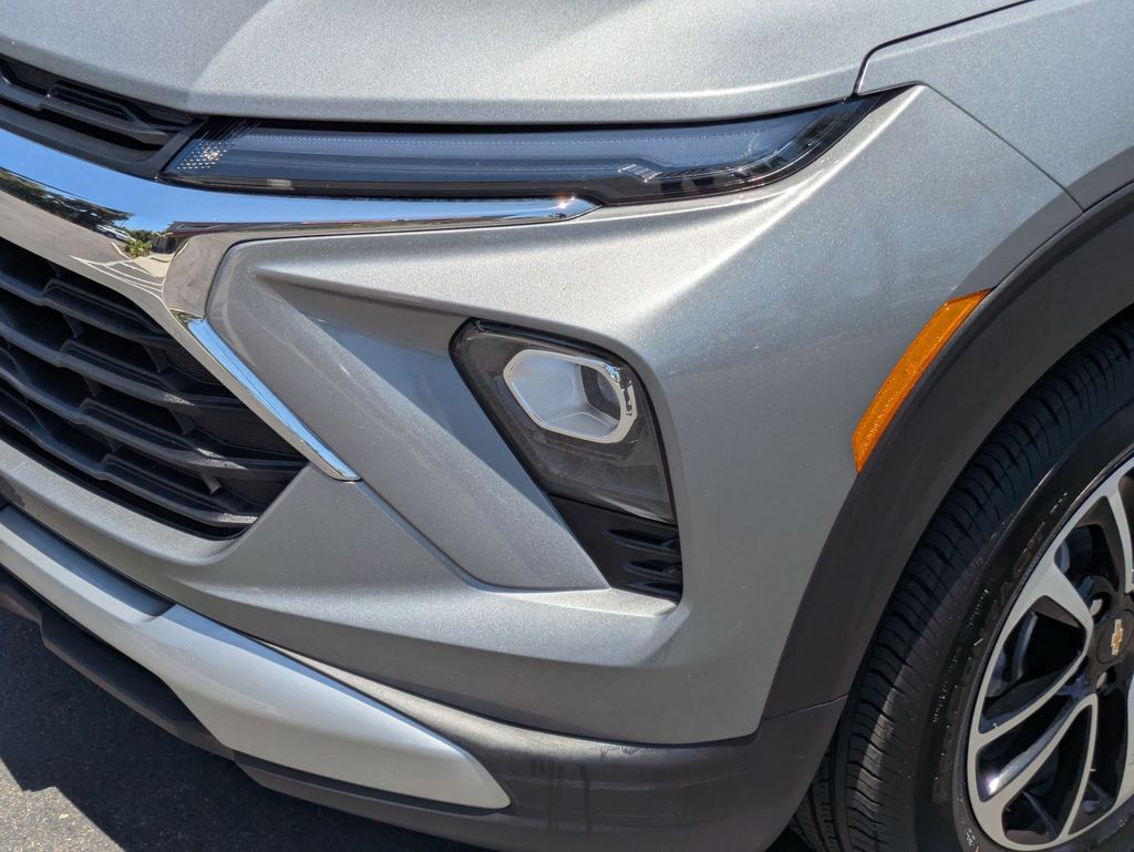 Thumbnail: 2025 Chevrolet TrailBlazer - 10