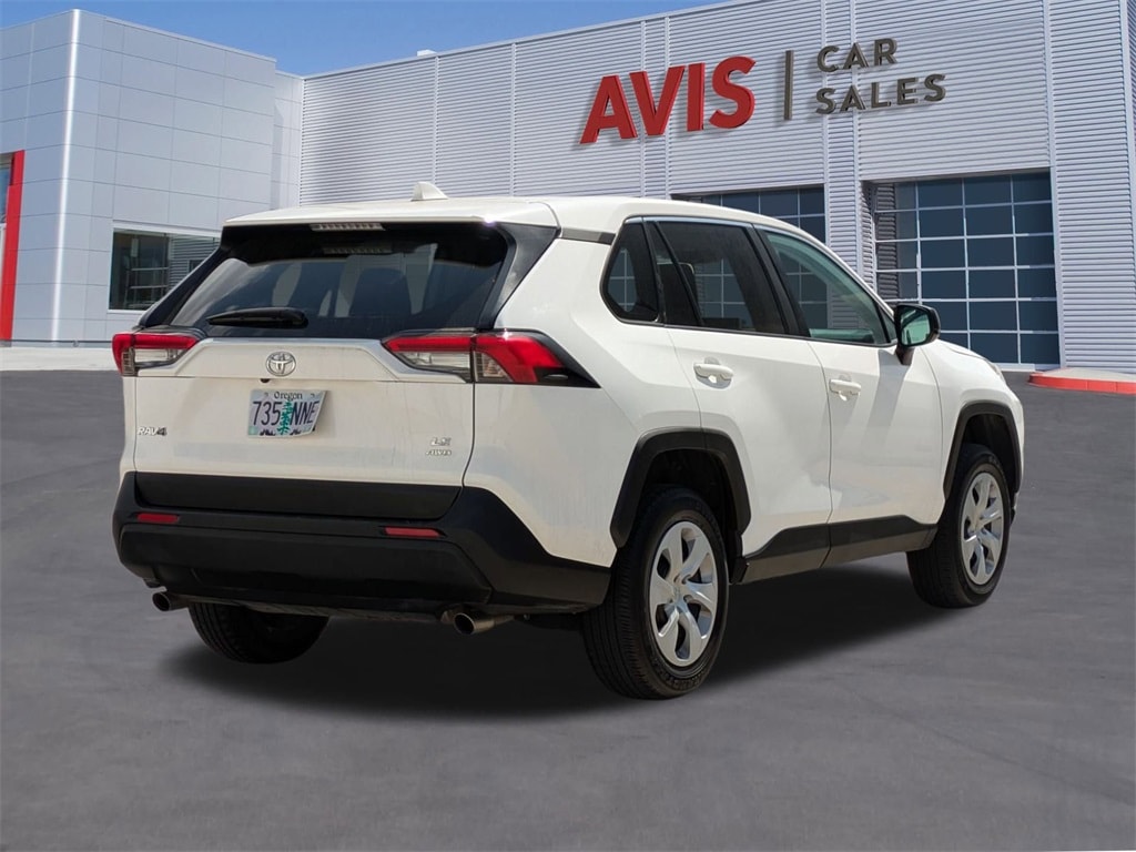 Thumbnail: 2024 Toyota RAV4 - 6