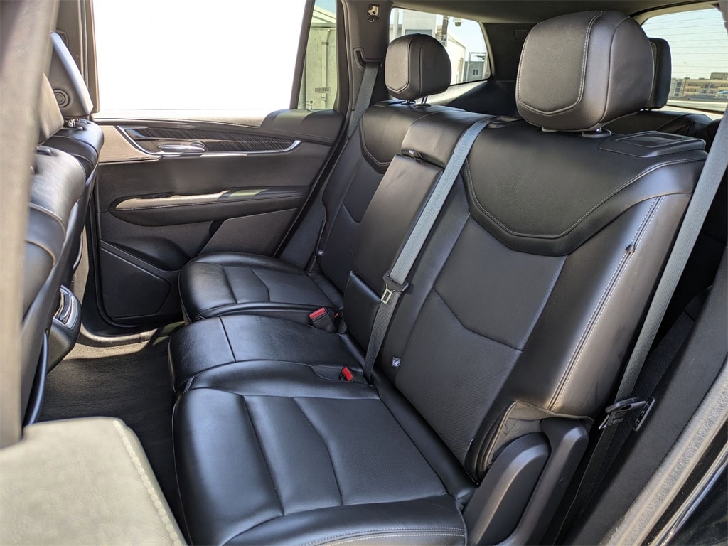 Thumbnail: 2024 Cadillac XT6 - 23