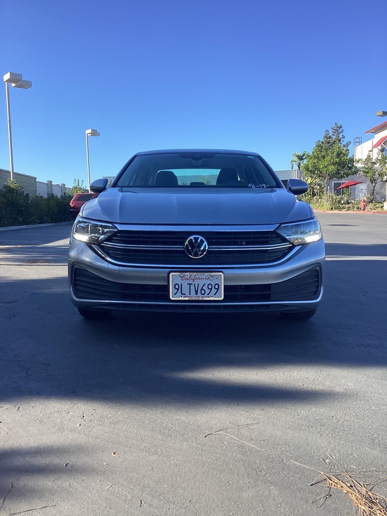 Thumbnail: 2024 Volkswagen Jetta - 4