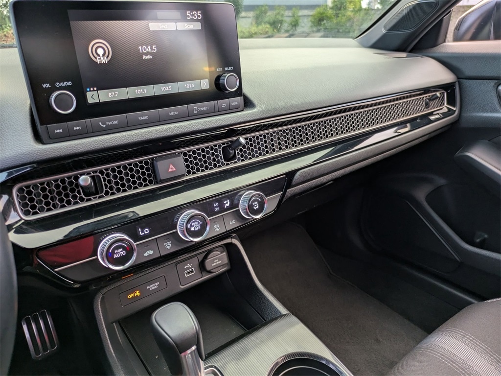 Thumbnail: 2024 Honda Civic - 20