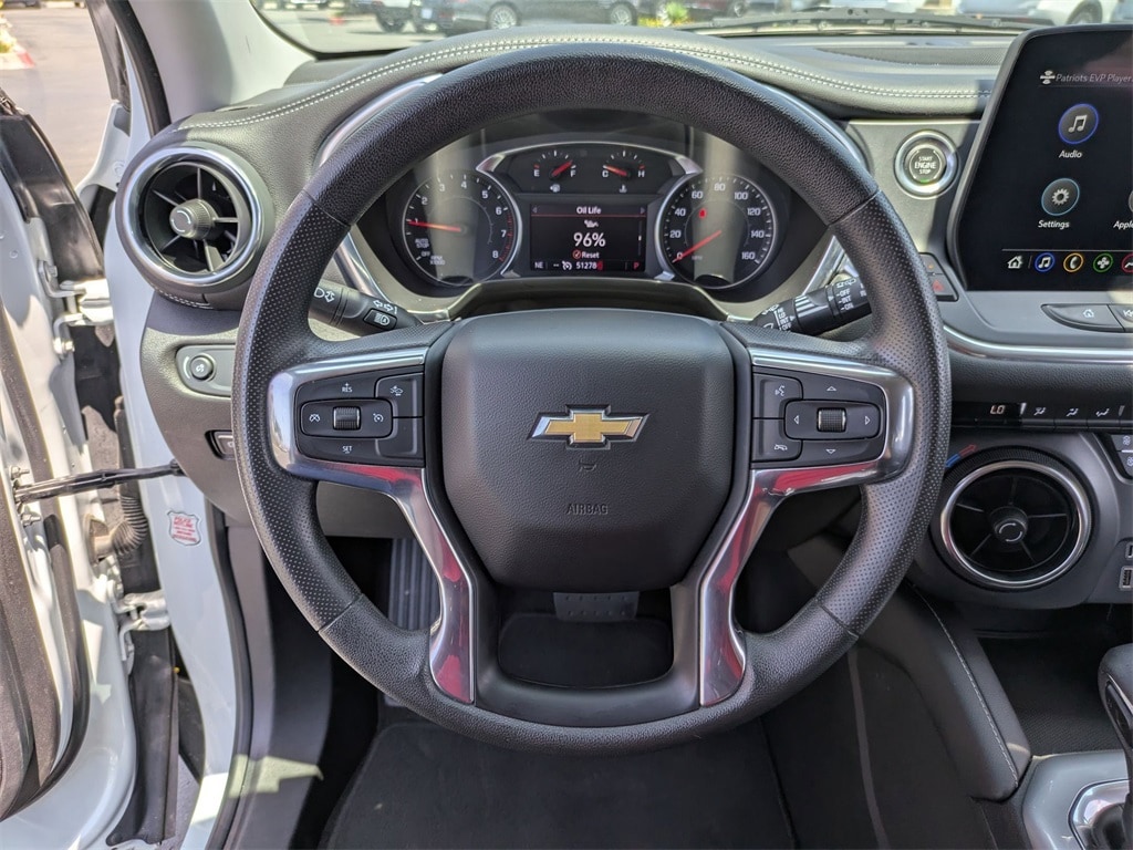 Thumbnail: 2023 Chevrolet Blazer - 18
