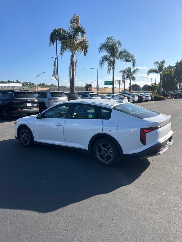 Thumbnail: 2025 Kia K4 - 8