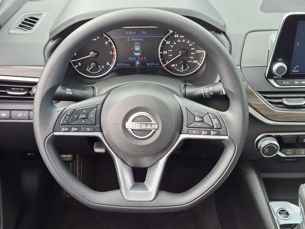 2025 Nissan Altima SV - Photo 22