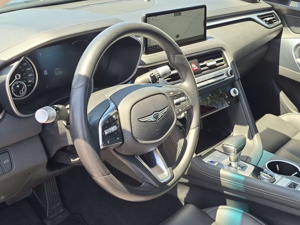 Thumbnail: 2025 Genesis G70 - 15
