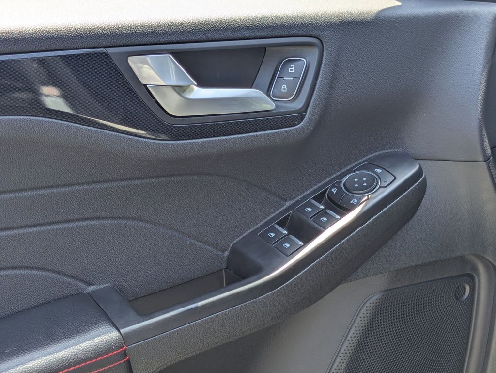 Thumbnail: 2025 Ford Escape - 16