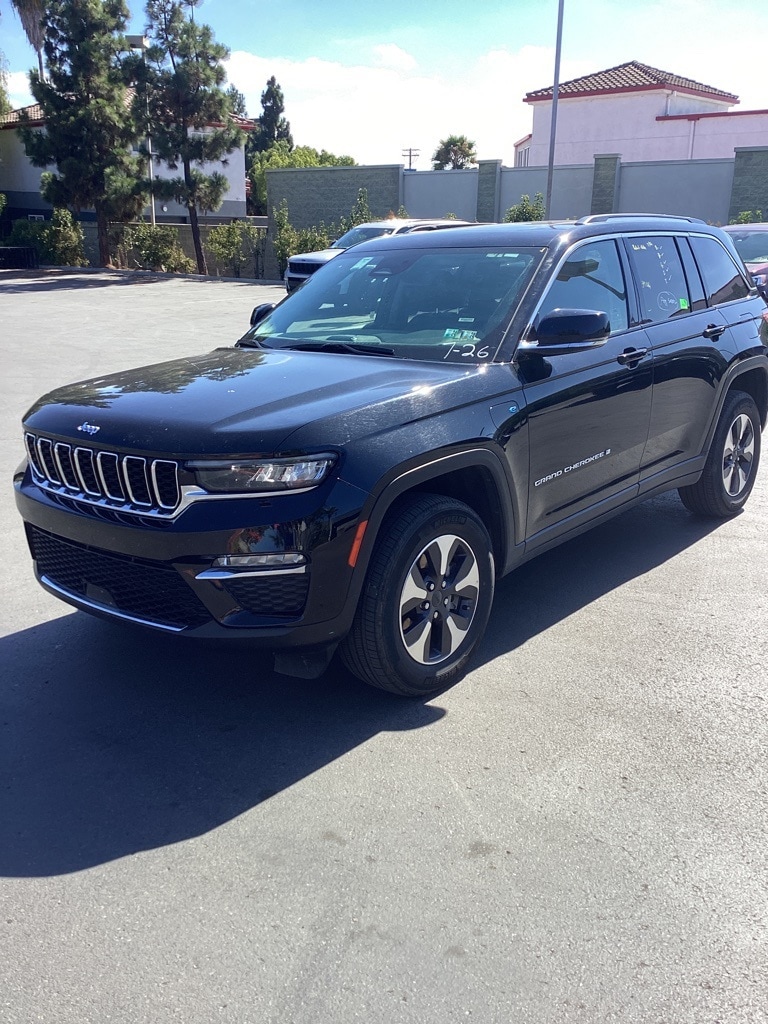 Thumbnail: 2023 Jeep Grand Cherokee - 1
