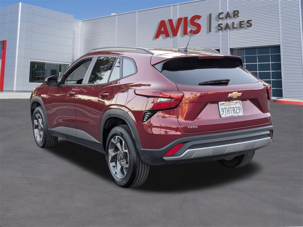 Thumbnail: 2025 Chevrolet Trax - 9