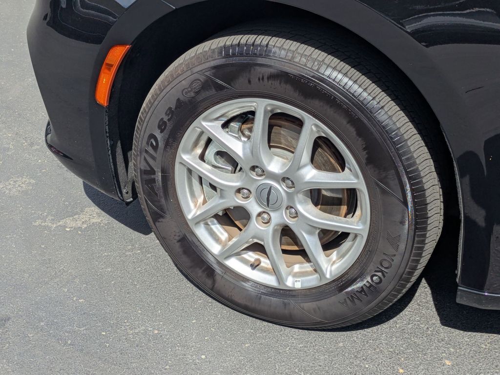 Thumbnail: 2025 Chrysler Pacifica - 13