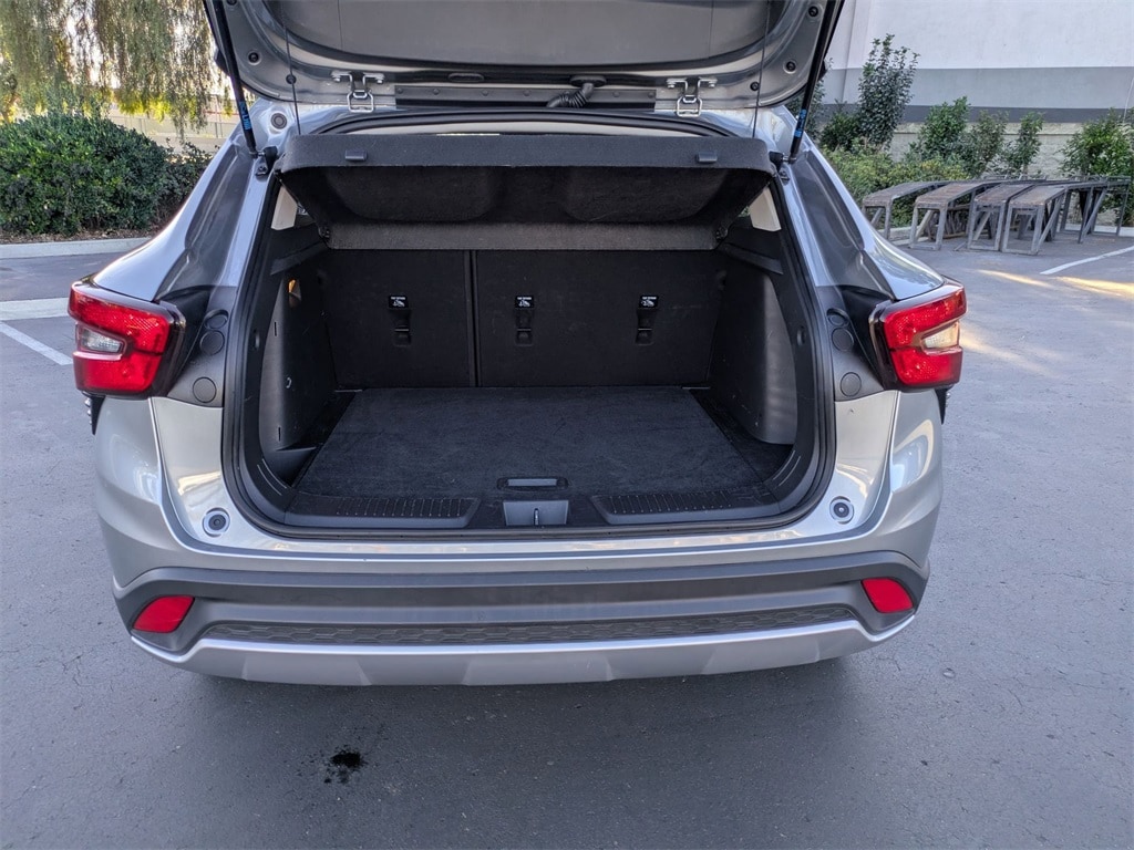 Thumbnail: 2025 Chevrolet Trax - 30