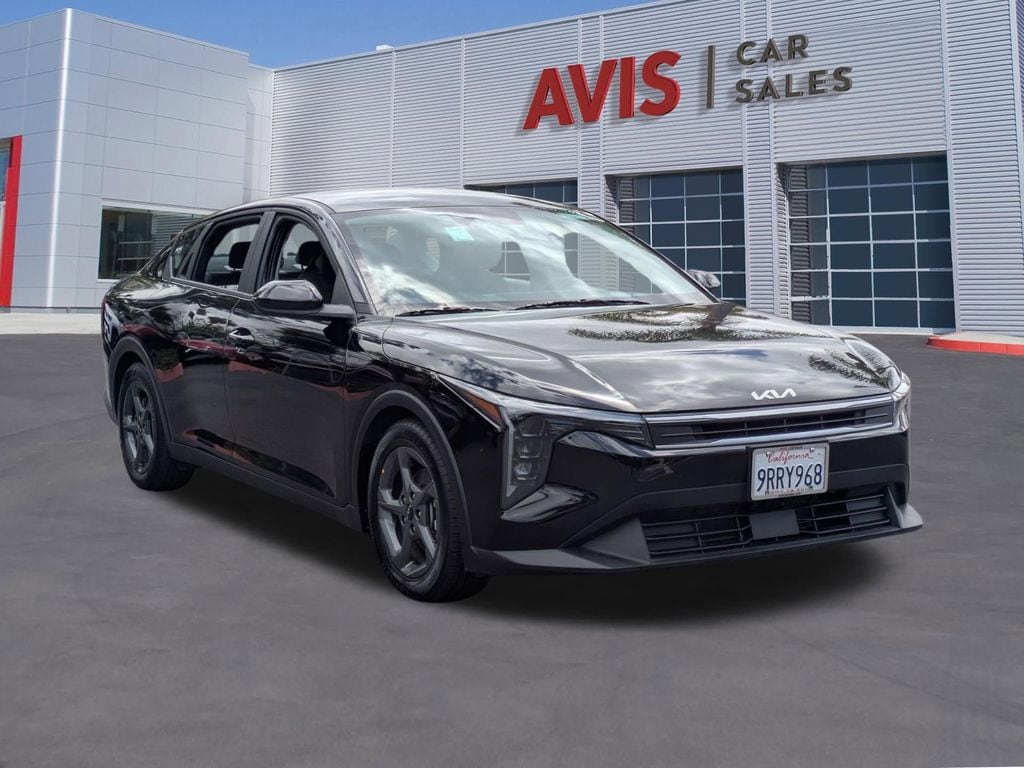 Thumbnail: 2025 Kia K4 - 3