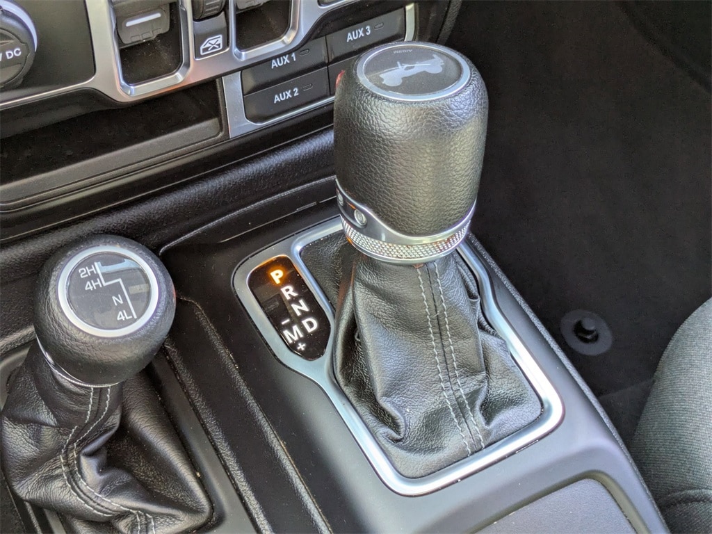 Thumbnail: 2024 Jeep Wrangler - 23
