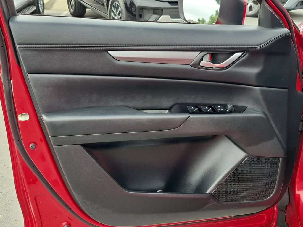 Thumbnail: 2025 Mazda CX-5 - 11