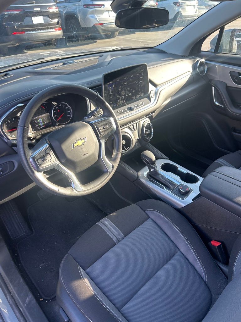 Thumbnail: 2025 Chevrolet Blazer - 14