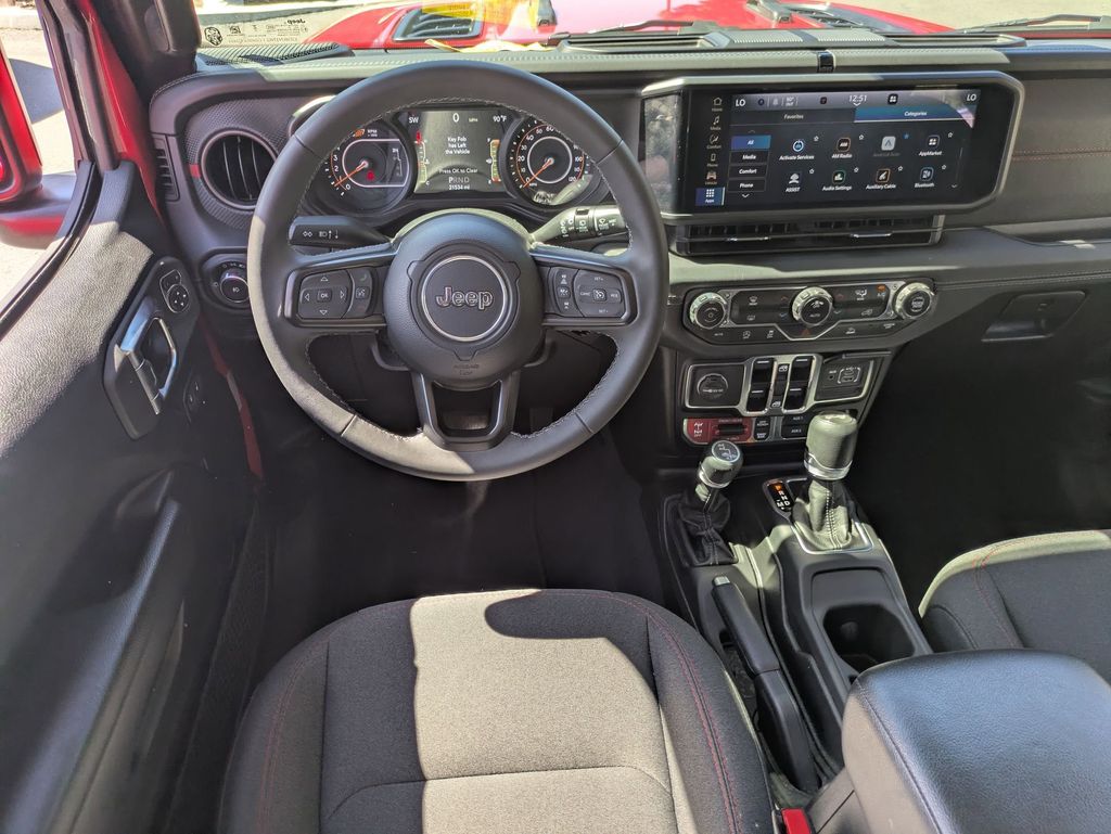 Thumbnail: 2025 Jeep Wrangler - 25