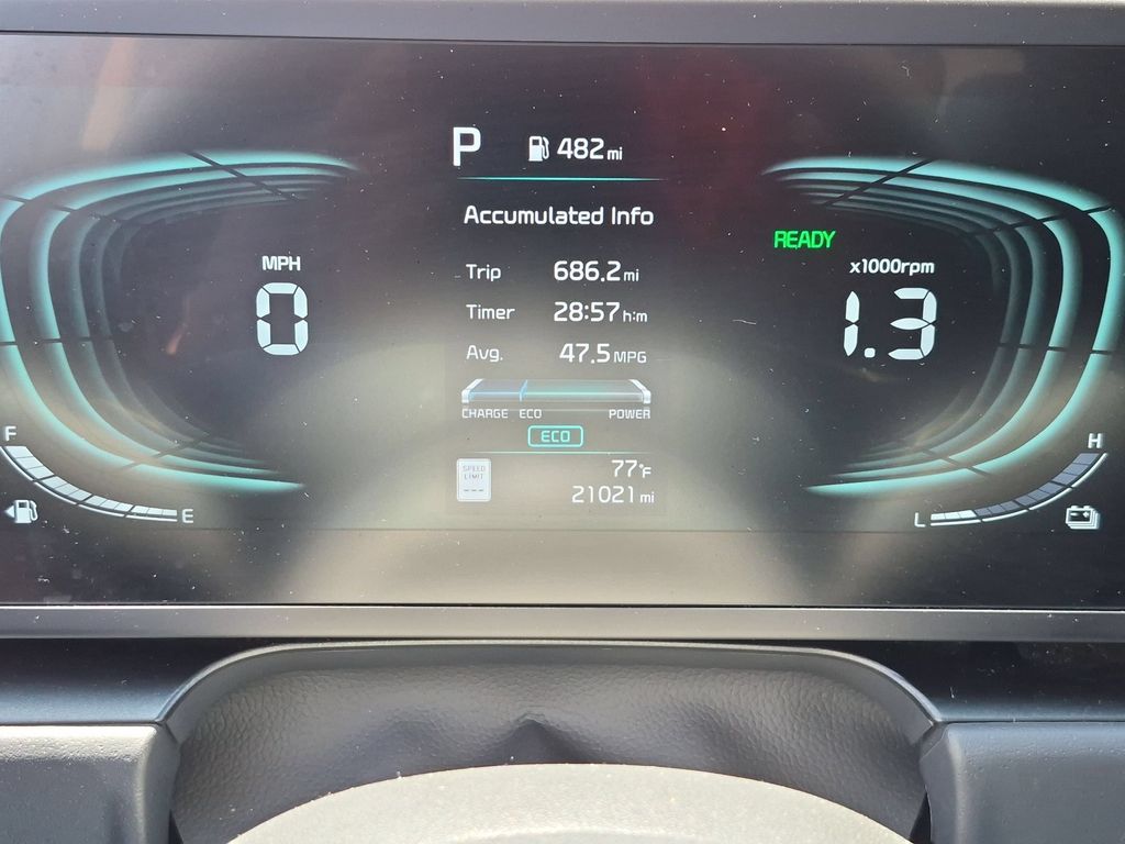 Thumbnail: 2025 Kia Niro - 16