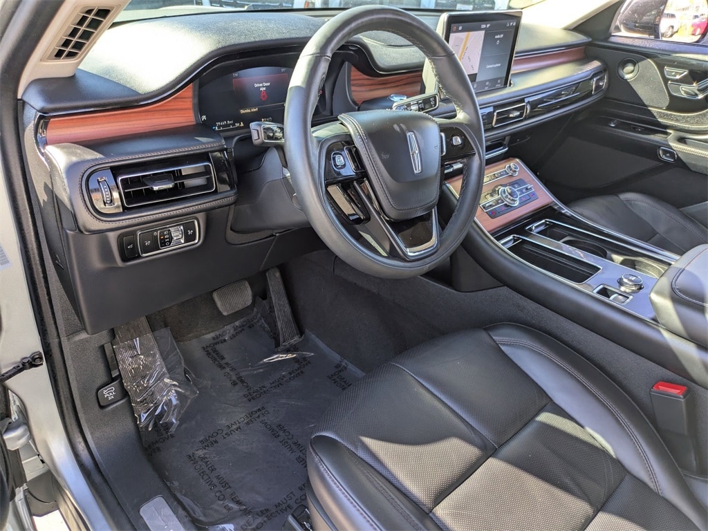 Thumbnail: 2024 Lincoln Aviator - 17