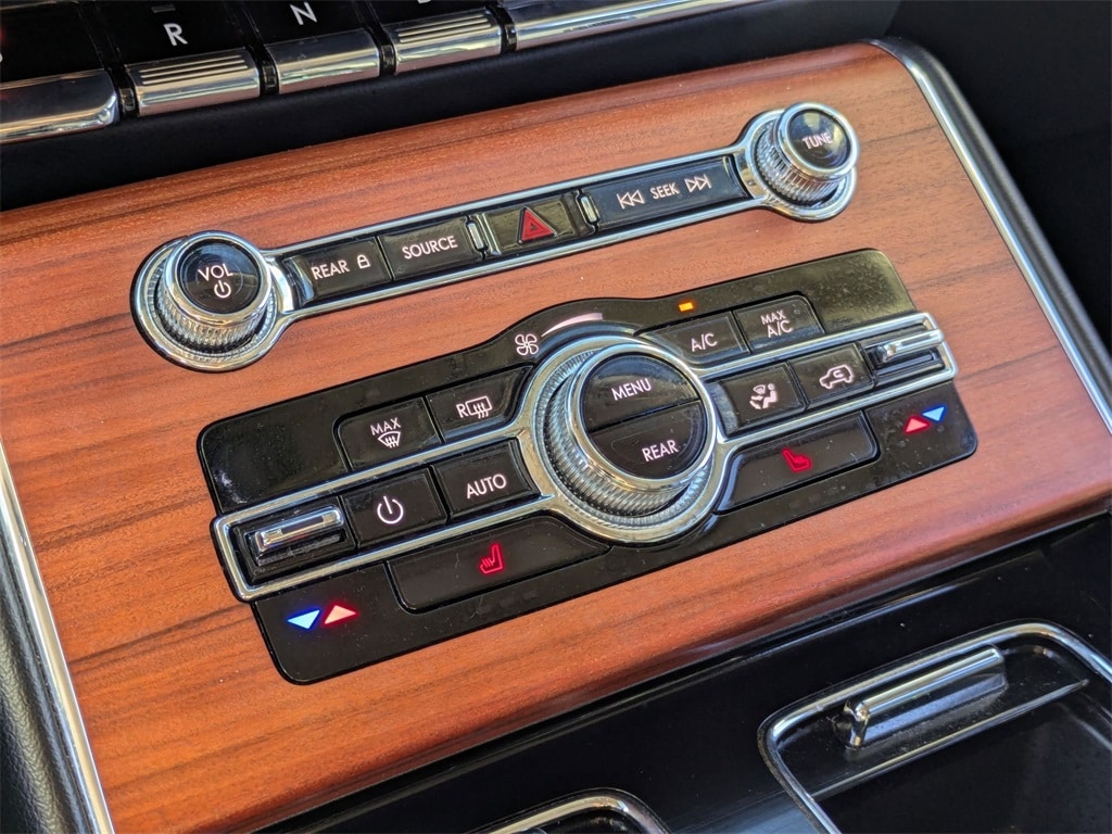 Thumbnail: 2024 Lincoln Aviator - 22