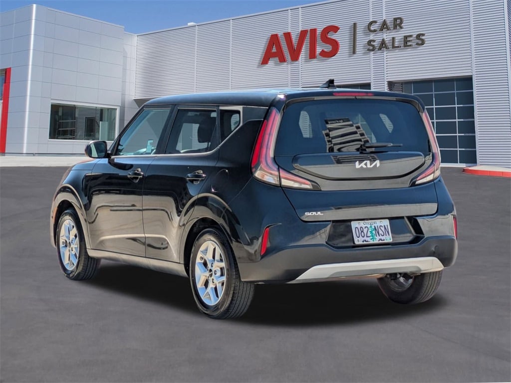 Thumbnail: 2023 Kia Soul - 9