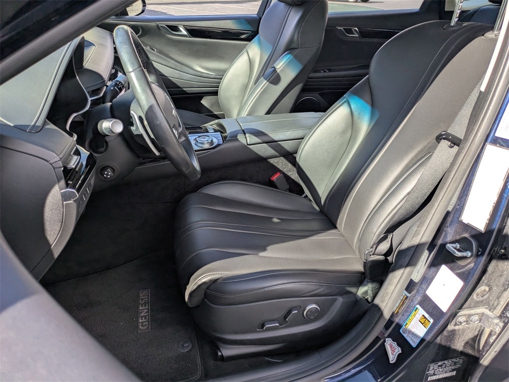 Thumbnail: 2023 Genesis G80 - 14