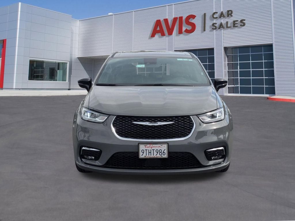 Thumbnail: 2025 Chrysler Pacifica - 2