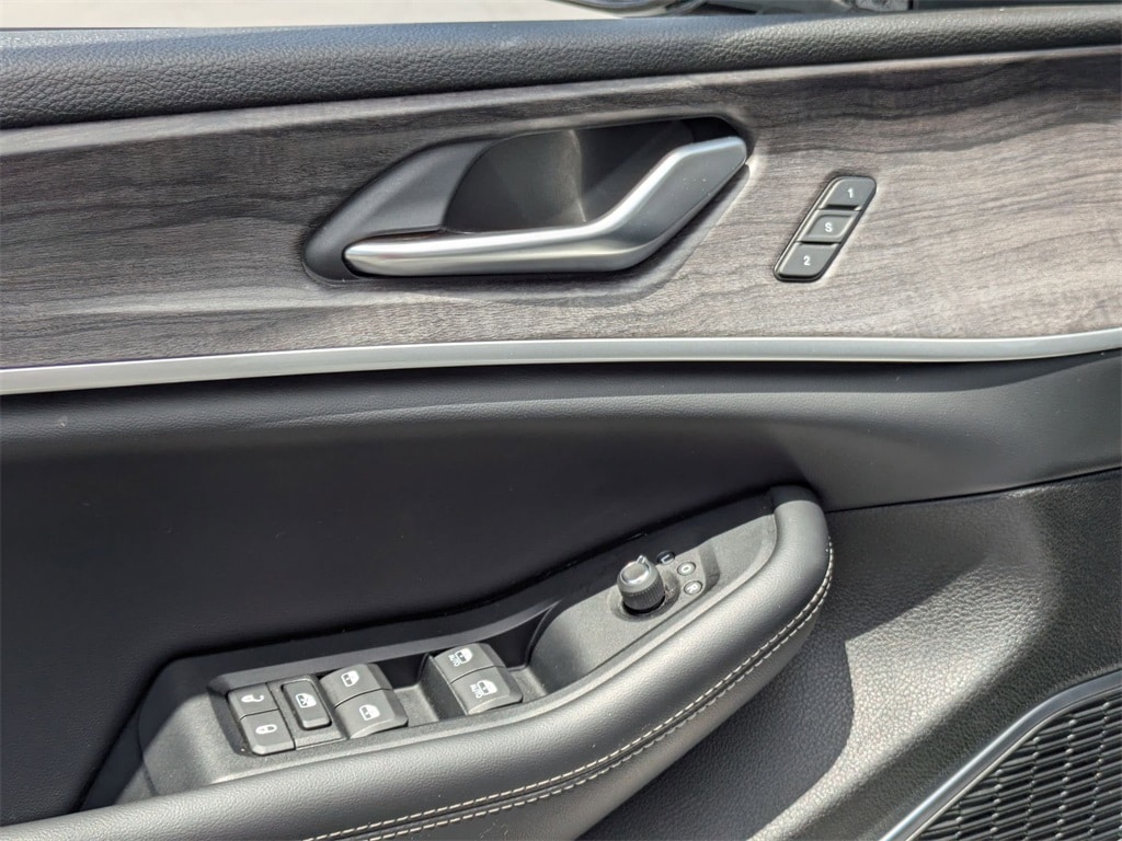 2023 Jeep Grand Cherokee 4xe 15