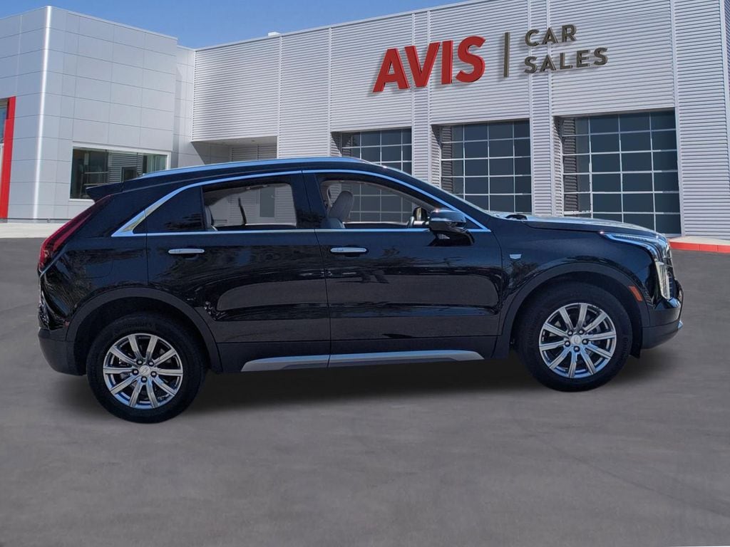 Thumbnail: 2023 Cadillac XT4 - 5