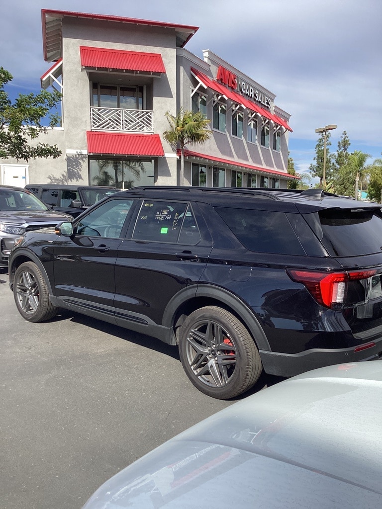 Thumbnail: 2025 Ford Explorer - 7